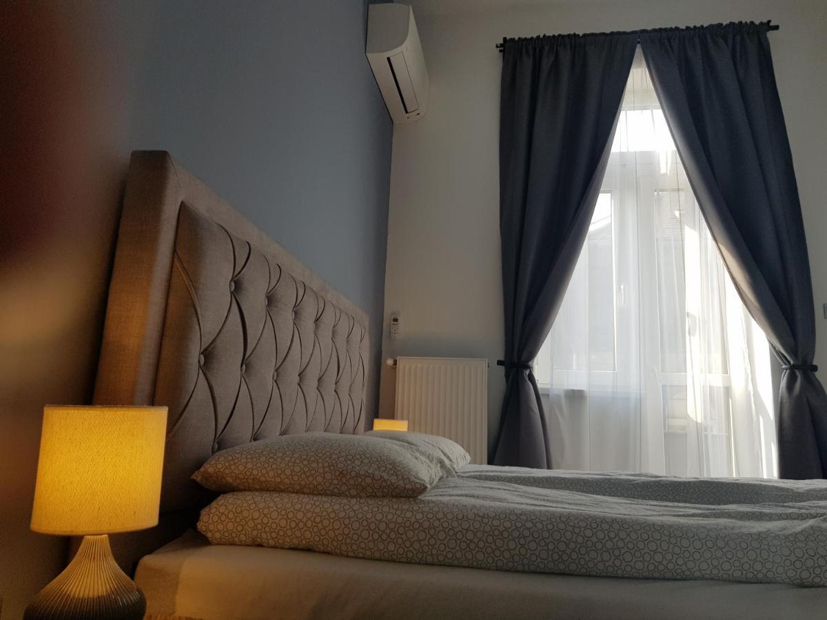 Luxurious Apartment With Balconies In Downtown Bp 布达佩斯 外观 照片
